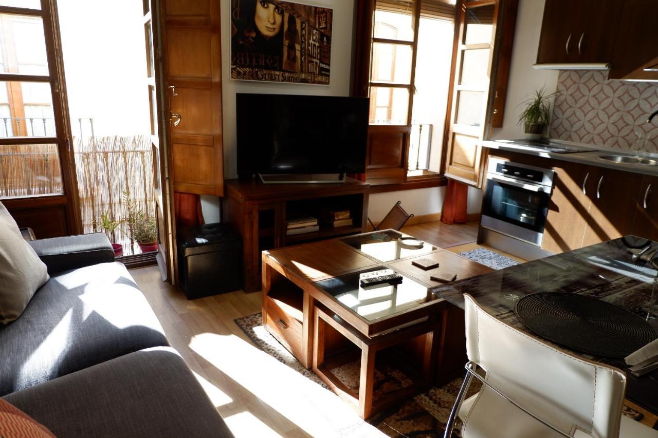 Atico En El Centro Historico Con Terraza Apartment มาลากา ภายนอก รูปภาพ